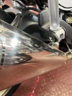サイレンサースタンド兼ドリンクホルダーフロントフォーク取り付け確認