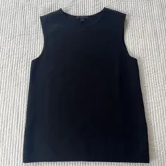 COS コス　ノースリーブウール100%ニットブラック XSサイズ 未使用に近い