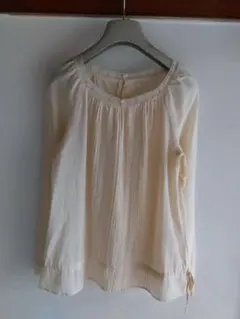 美品 HUMAN WOMAN シアー 楊柳 ブラウス レースのサムネイル