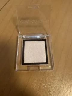 アディクション アイシャドウ