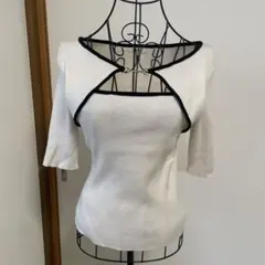 ホワイト リブニット 半袖 スクエアネック　INGNI