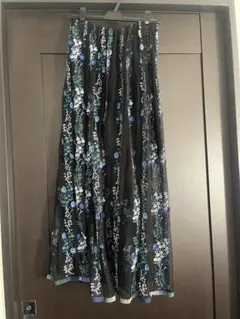極美品GREED international bloom flowerスカートSのサムネイル