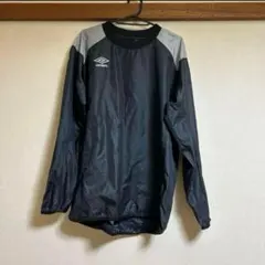 umbro ピステ・ウィンドブレーカー 黒/グレー