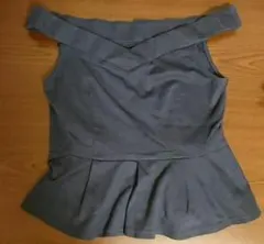 新品同様☆ムルーア トップスのサムネイル