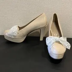9.5cmヒール　パンプス　ウエディング　結婚式　23.5 ベージュ　リボン付き