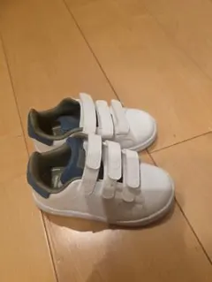 adidas キッズ スニーカー ホワイトのサムネイル