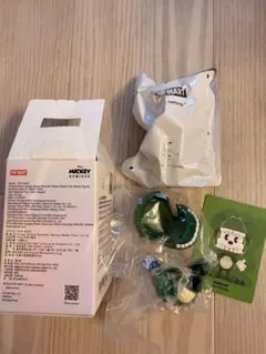 ポップマート Disney Mickey Meets Pixar シリーズ 2点