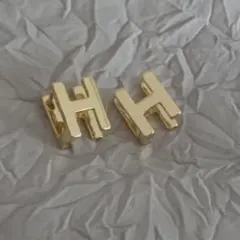 真鍮製 イニシャル フープ ピアス H ゴールド ブラス 立体