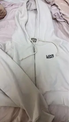 LOVE BOAT クロップドジップアップパーカー ホワイトのサムネイル