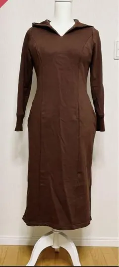 パーカーワンピース　90サイズ　overE ブラウン