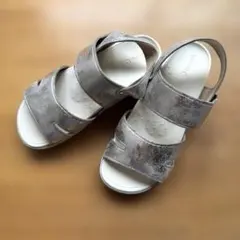 新品未使用【Re:getA】レディースRE3001 ウェッジサンダル シルバーのサムネイル