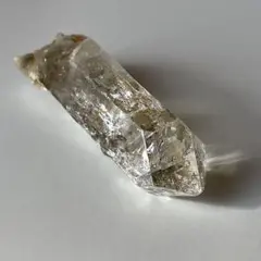 ◯超レア　まりも水晶うに水晶ホーライダイトインクォーツ78500 ◯超レア まりも水晶うに水晶ホーライダイトインクォーツ78500 - メルカリ