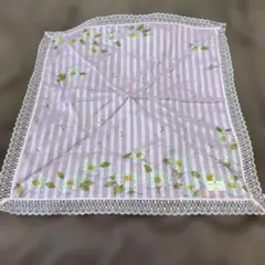 PIERRE BALMAIN 　新品ハンカチ 　花柄 レースのサムネイル