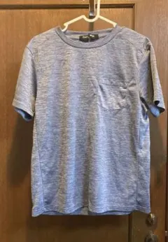 半袖シャツと半ズボン