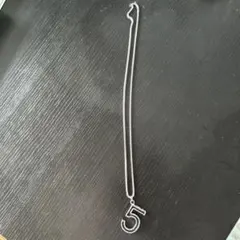 数字5モチーフ ネックレス