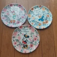 ディズニーキャラクタープレート3枚ミニーマウスドナルドダックデイジーダック未使用