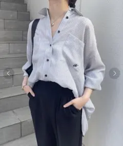 新品未使用COLLAGE GALLARDAGALANTE シアーストライプシャツ