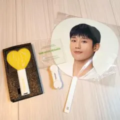 2025年最新】チョンヘイン うちわの人気アイテム - メルカリ