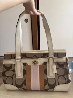 【ほぼ新品】COACH ソーホー・フラップ・サッチェル トートバッグ A4 COACH ソーホー・フラップ・サッチェル トートバッグ A4 - メルカリ