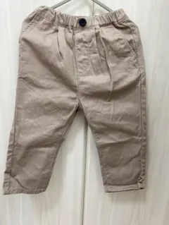 ベージュ パンツ