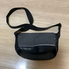 TAKEOKIKUCHI(タケオキクチ) ショルダーバッグのサムネイル