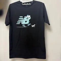 New Balance グラフィックTシャツ ブラック