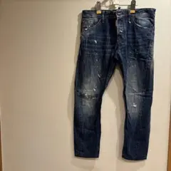 DSQUARED2 ダメージ加工デニムパンツ