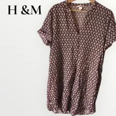 H &M 総柄ブラウス Vネック 半袖 【M】 個性的 リーフ柄 カジュアル