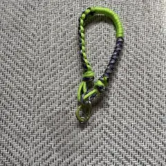 パラコード　スマホハンドル　落下防止　クリアパーツ付き