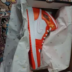 Nike Air Jordan 1 ハイカット オレンジ