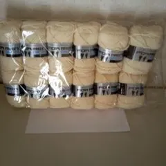 FOR MEN クリーム色アクリル毛糸 12個セット