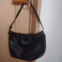 Item thumbnail for item 1a3ec7b1-ce77-4c22-a60e-105bbd19f63e