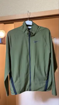 グリーン ブルゾン