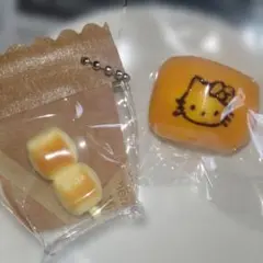 ミニパンスクイーズ❀2点セット❀　キティ＆ミニパンのサムネイル