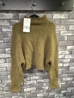 ZARA ニット ショート丈トップス オリーブグリーン