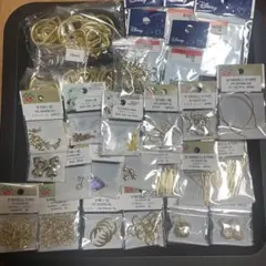 ハンドメイド　チャーム　座金　メタルパーツ　ピアス　Tピン　三角カンなど！