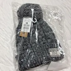 BURTON グレー ニット帽 ポンポン付き