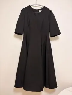 ヴァレンティノ スカラップ ロックスタッズ ワンピース ドレス 