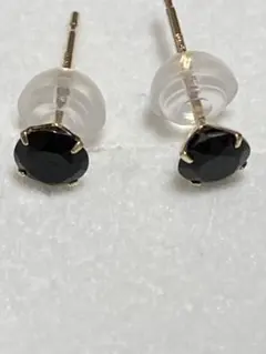 【未使用】10金刻印有り オニキスピアス