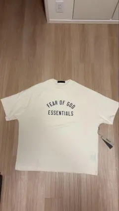 FEAR OF GOD ESSENTIALS Tシャツのサムネイル