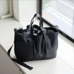 完売品　新品未使用　イアパピヨネ　アジャスタートートバッグ横型 黒