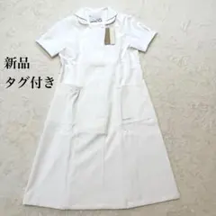 【新品タグ付き】マリクレール ナースワンピース 白衣 M 半袖 刺繍のサムネイル