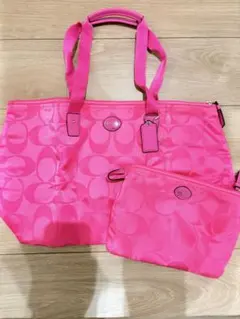 COACH シグネチャー 折りたたみ鞄 ピンク