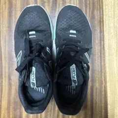 New Balance FLASH ブラック スニーカー