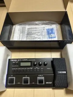 ◎美品◎BOSS GT-1 ギターマルチエフェクター 教科書付きのサムネイル