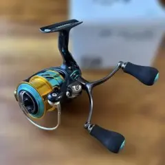 Daiwa スピニングリール Emeraldas2508PE - メルカリ