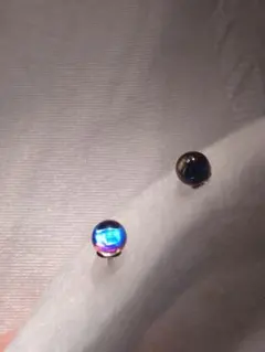 シルバーピアス　水晶　オーロラホログラム