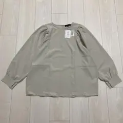 UNTITLED ドルマンブラウス　ベージュ 長袖 トップス　新品未使用