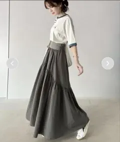 チャコール、グレー、ティアードフレアスカート