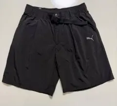 PUMAショートパンツ　ナイロンス　ボトムス　レディースSサイズ　スポーツのサムネイル
